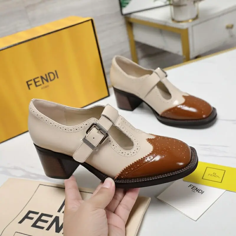 fendi a talons hauts chaussures pour femme s_12671313